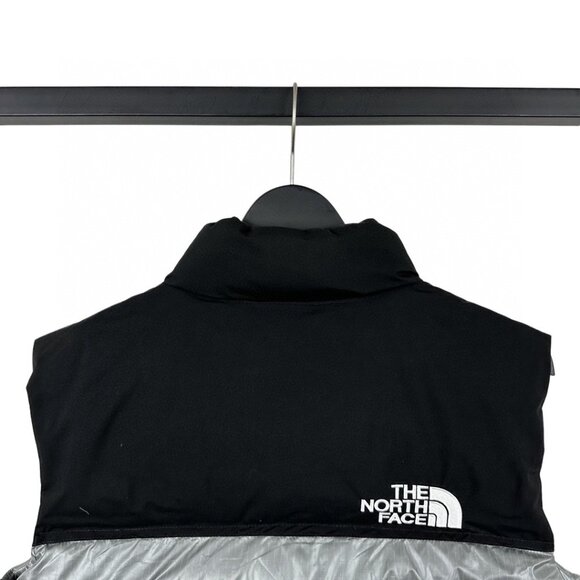 The North Face Unisex Metallic Silver Vest Coats - Picture 8 of 9